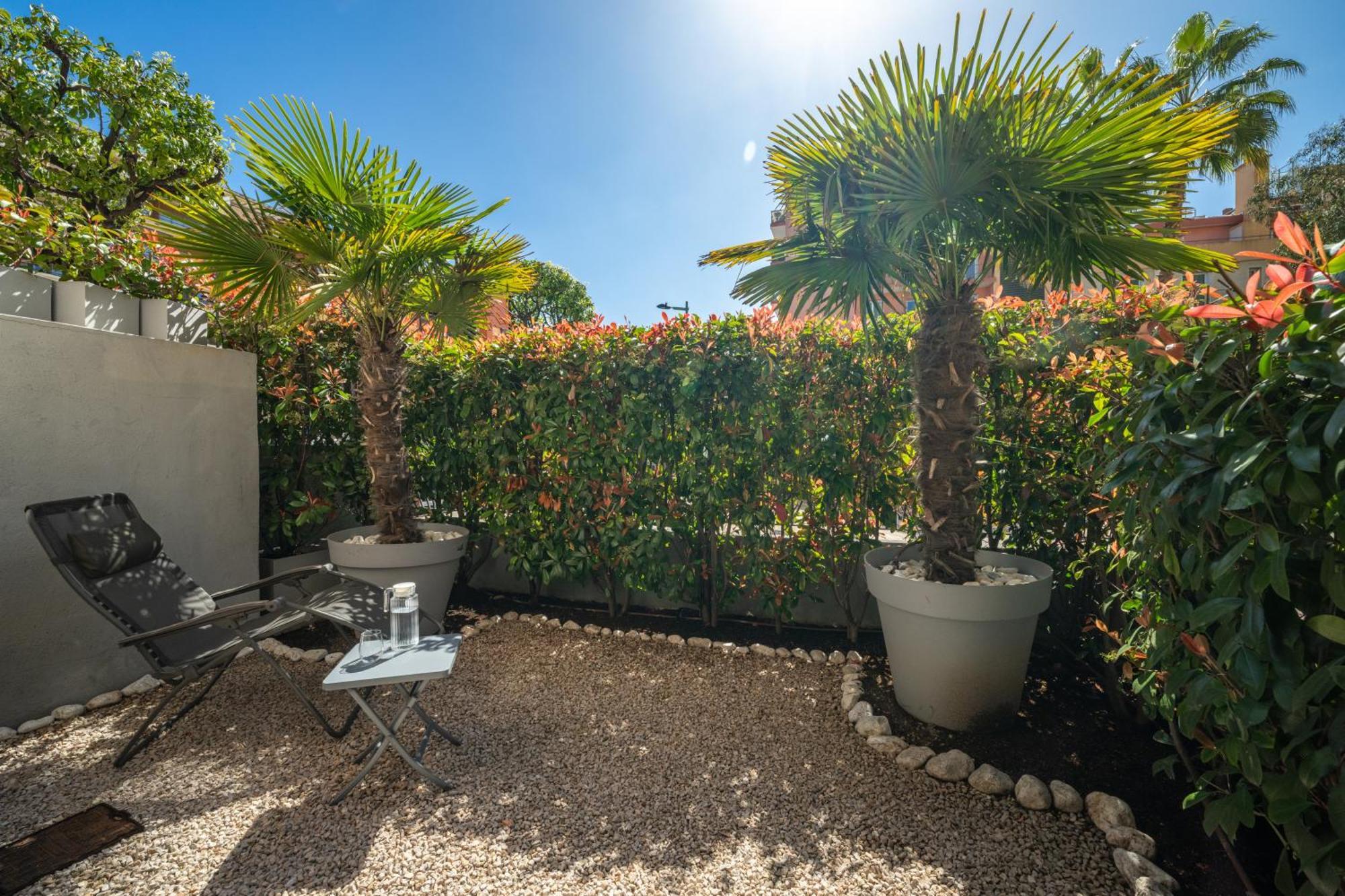 Le Coq Wagner - Parking - Air Conditioning - Pool Apartment Menton Exterior photo